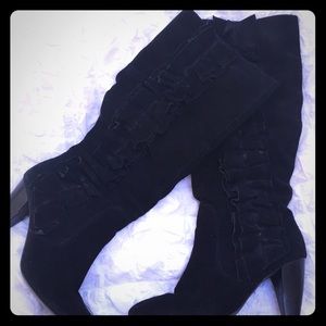Steve Madden suede boots